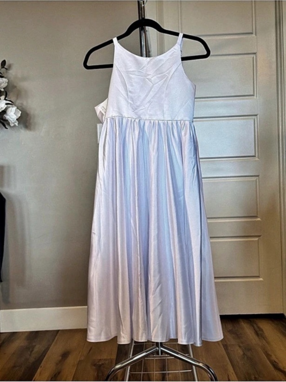 Girls Formal Bow Dress in White Like New